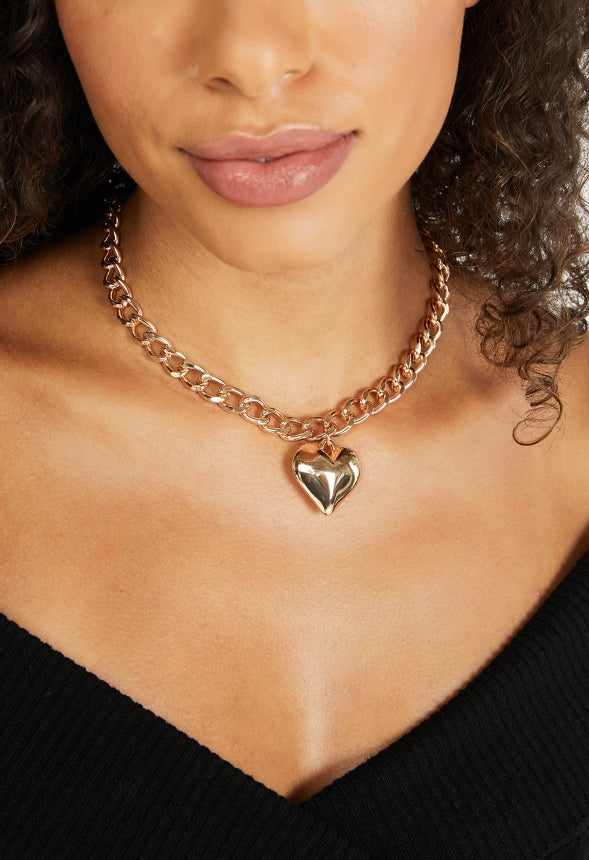 Vada Chain And Puff Heart Necklace - Image 2