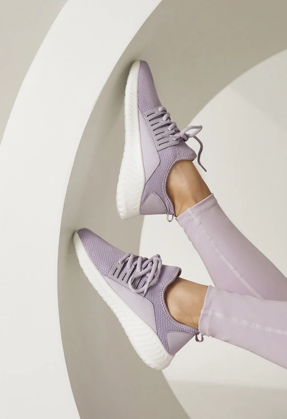 Velinda Sneaker - Image 5
