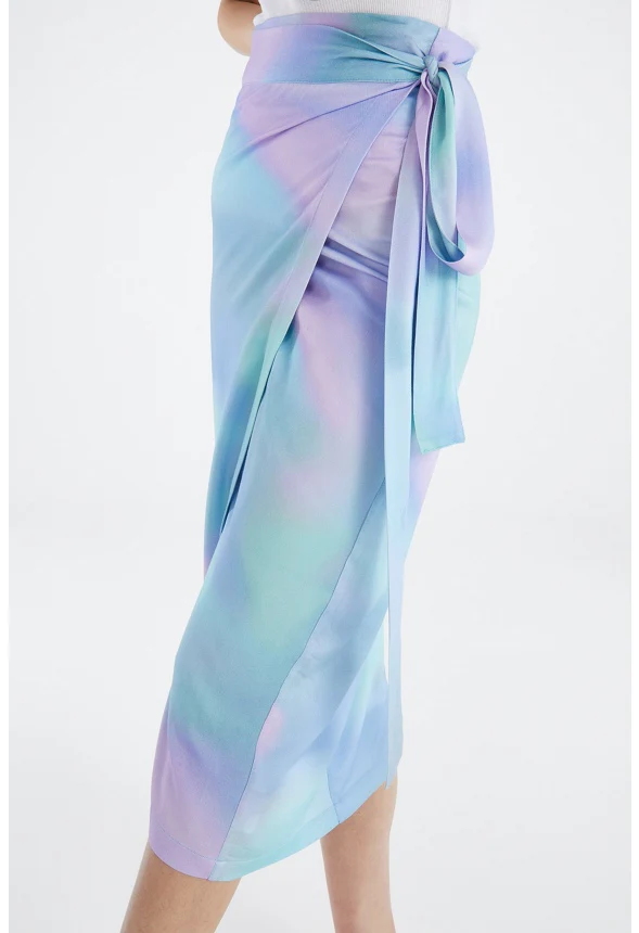 Versatile Wrap Skirt - Image 3