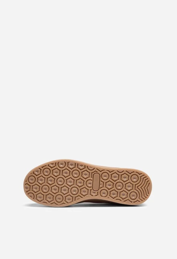 Val Walking Lightweight Sneaker - Image 6