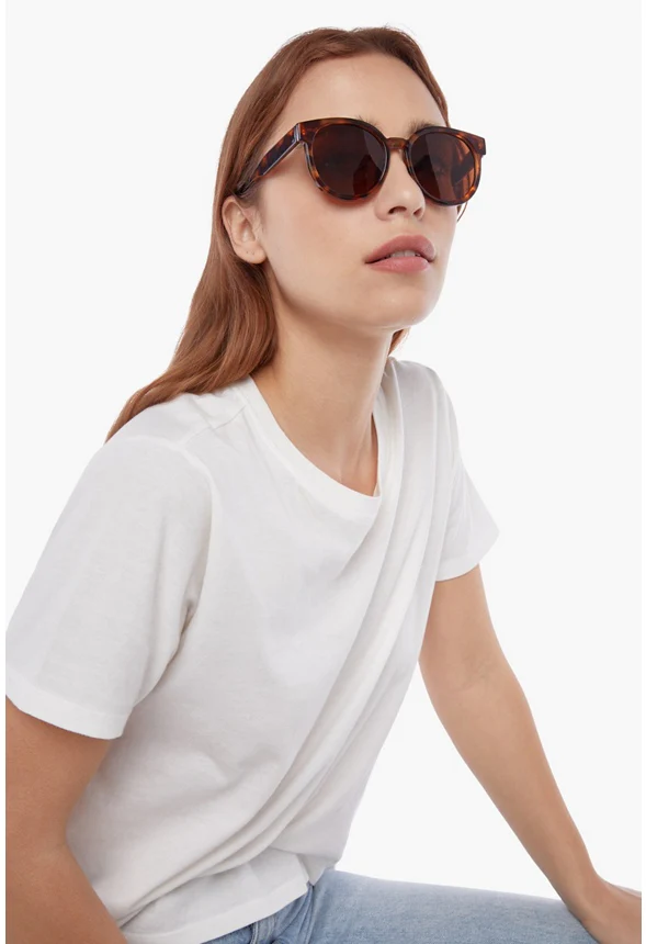Wayfarer Sunglasses - Image 3