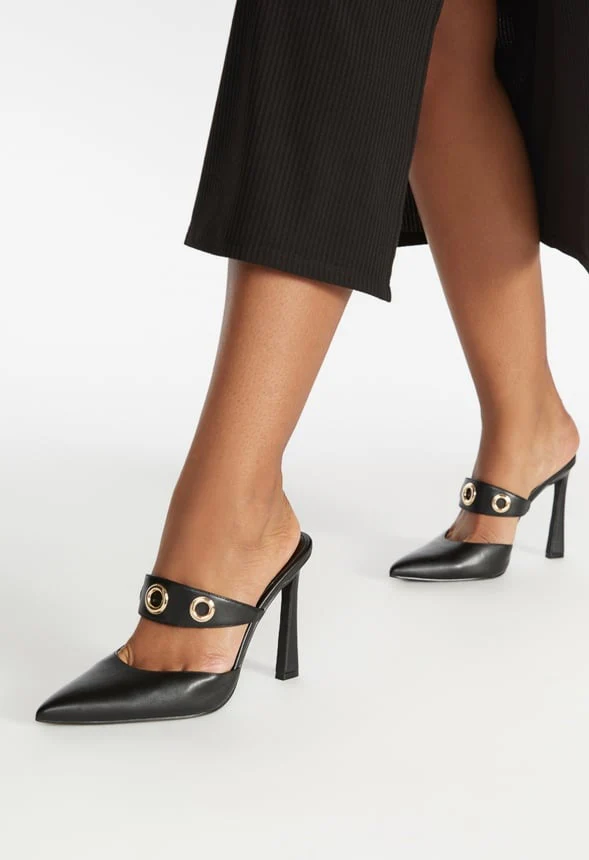 Whit Pointed Toe Pump - Image 2