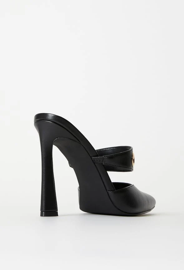 Whit Pointed Toe Pump - Image 4