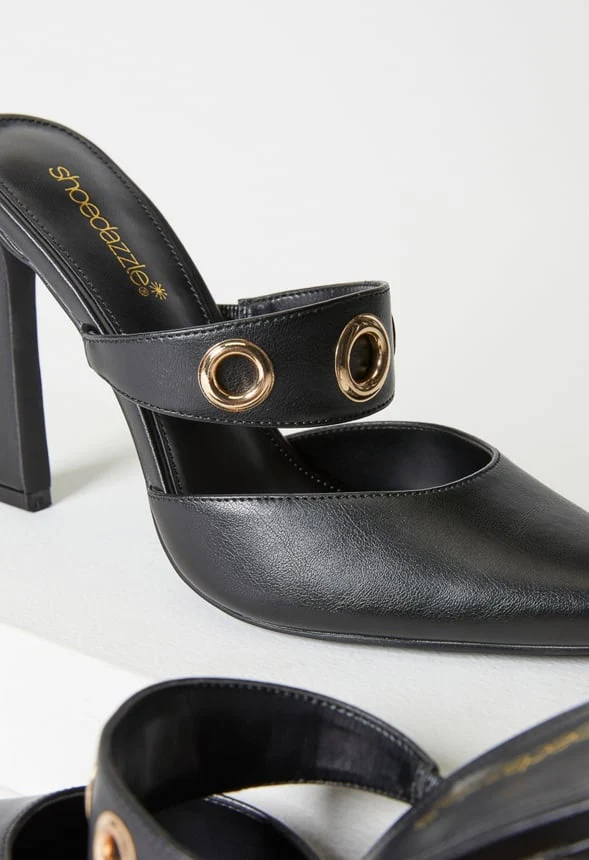 Whit Pointed Toe Pump - Image 7