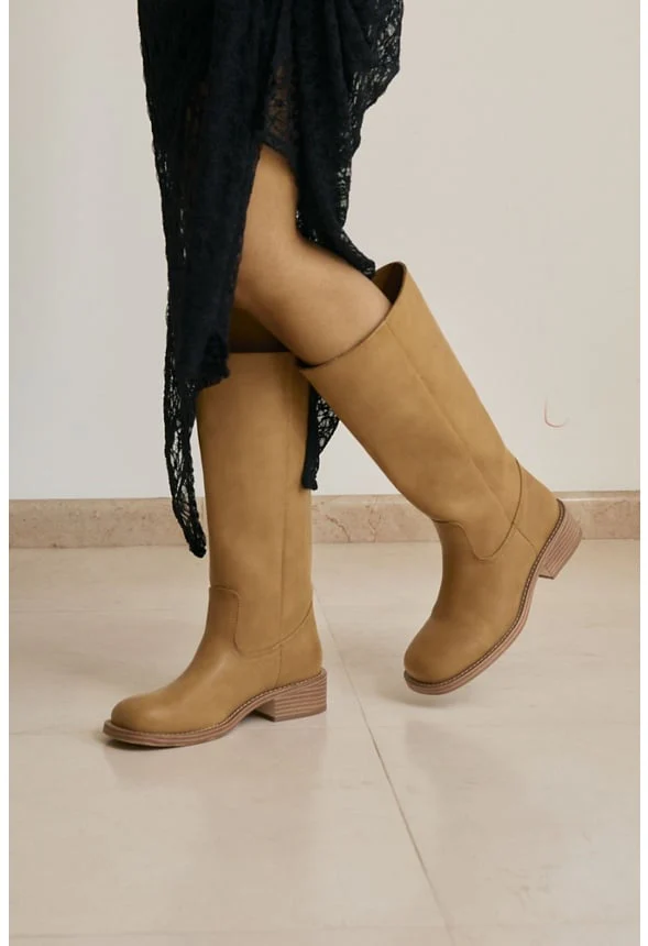 Willa Flat Boot - Image 11