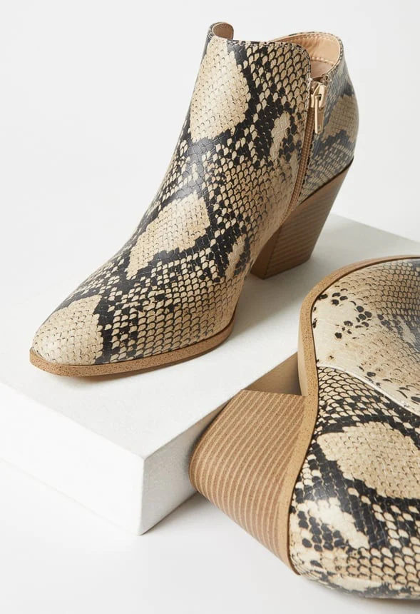Willow Ankle Boot - Image 8