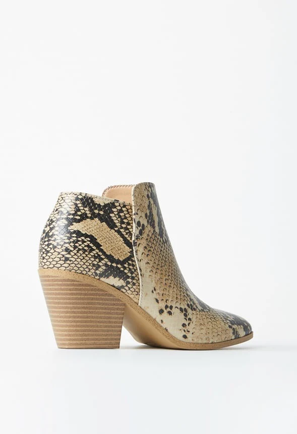 Willow Ankle Boot - Image 9