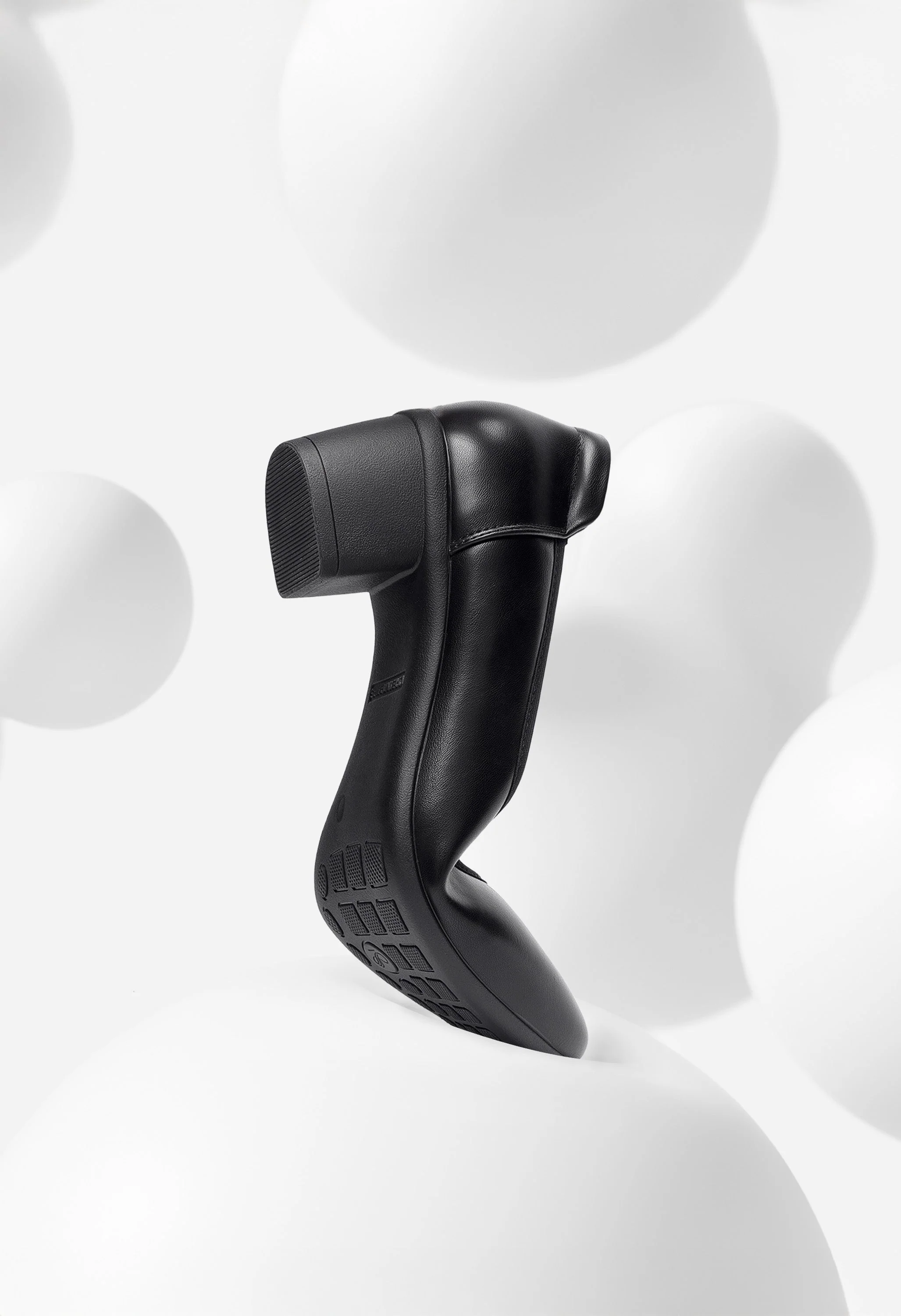 Women's Chunky Heel Dress Shoes - Image 4
