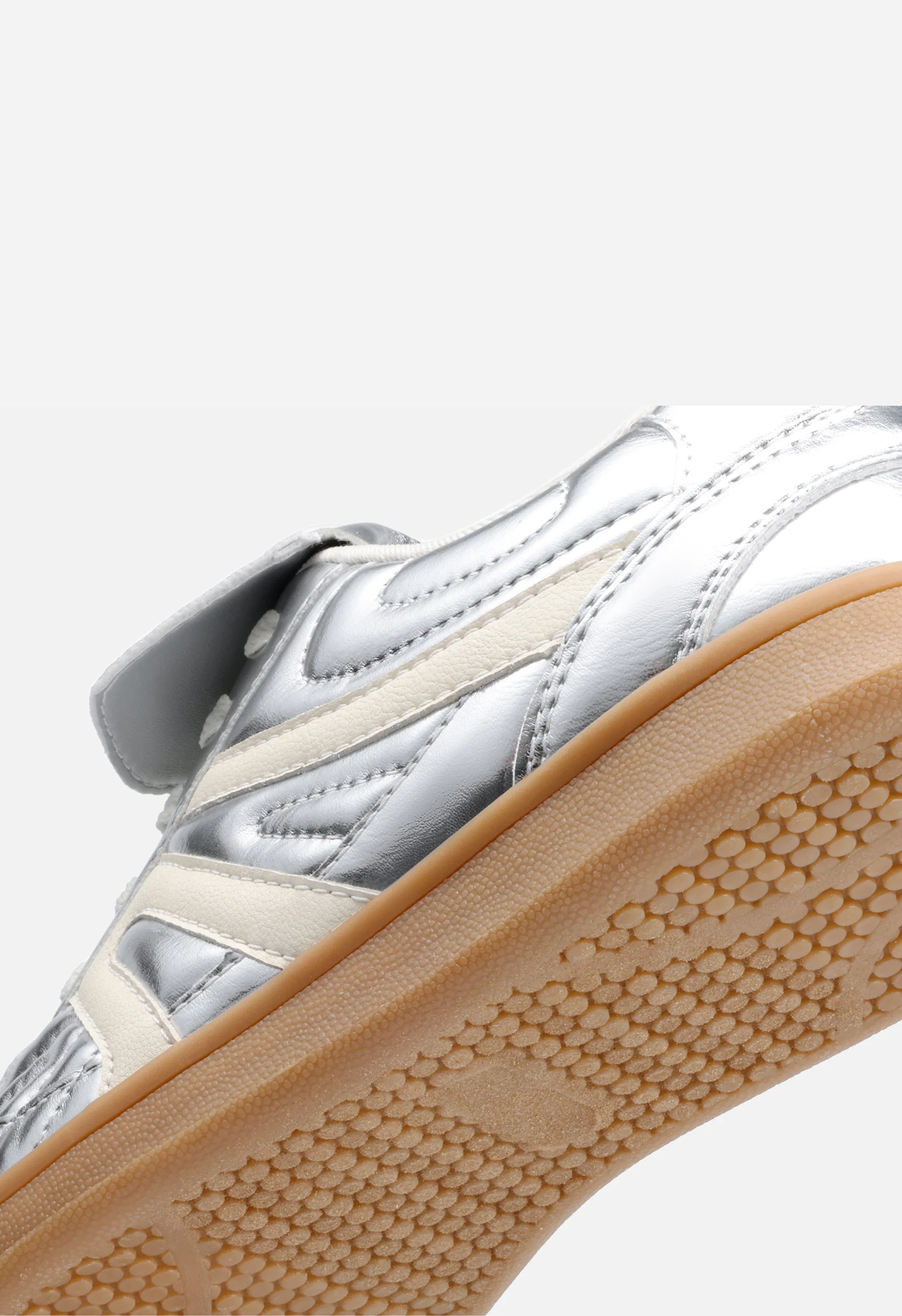 Women’s Fashion Statement Sneakers - Image 5