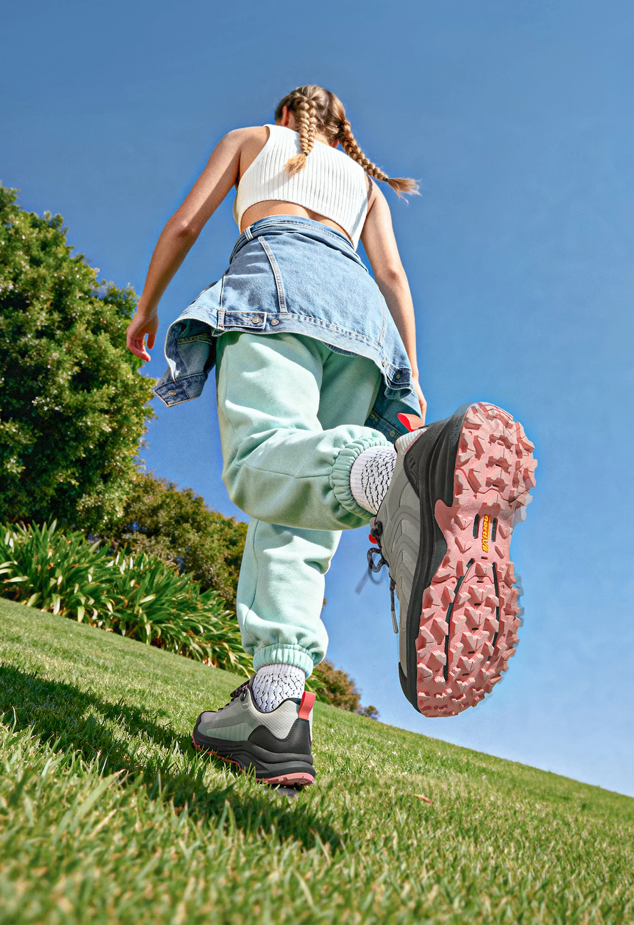 Women's Waterproof Hiking Shoes - Image 5