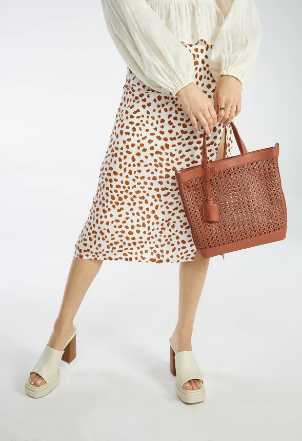 Woven Crossbody Tote - Image 7