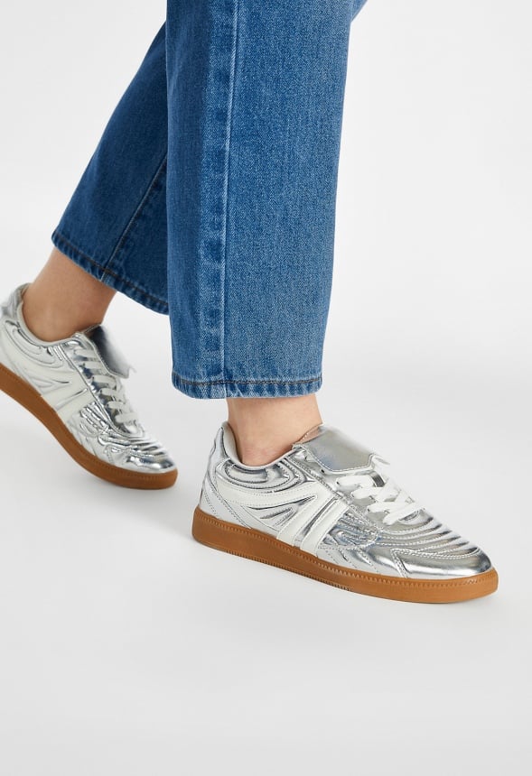 Wren Court Sneaker - Image 8
