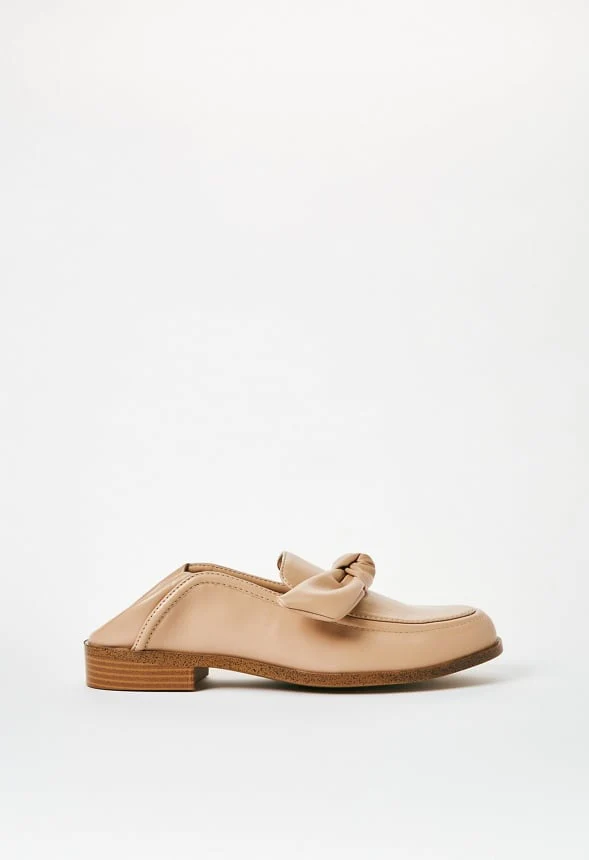 Wynna Flat Loafer - Image 11