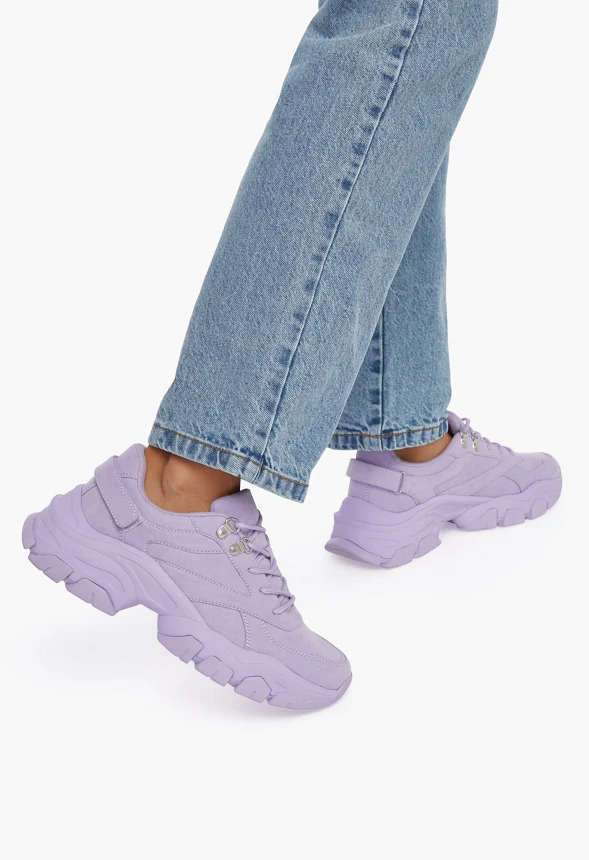 Ximena Sneaker - Image 4