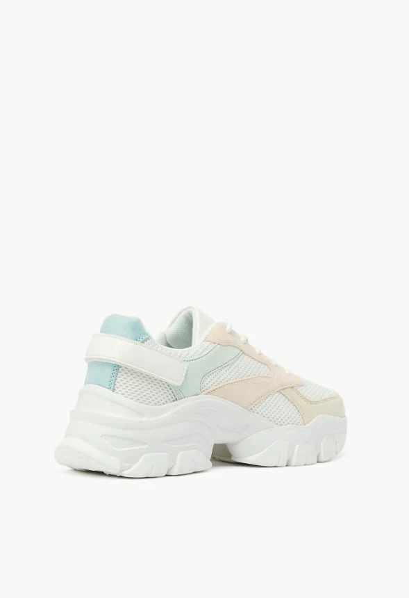 Ximena Sneaker - Image 4