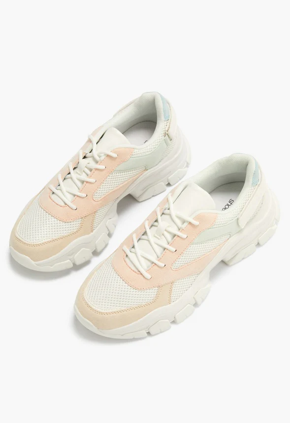 Ximena Sneaker - Image 8