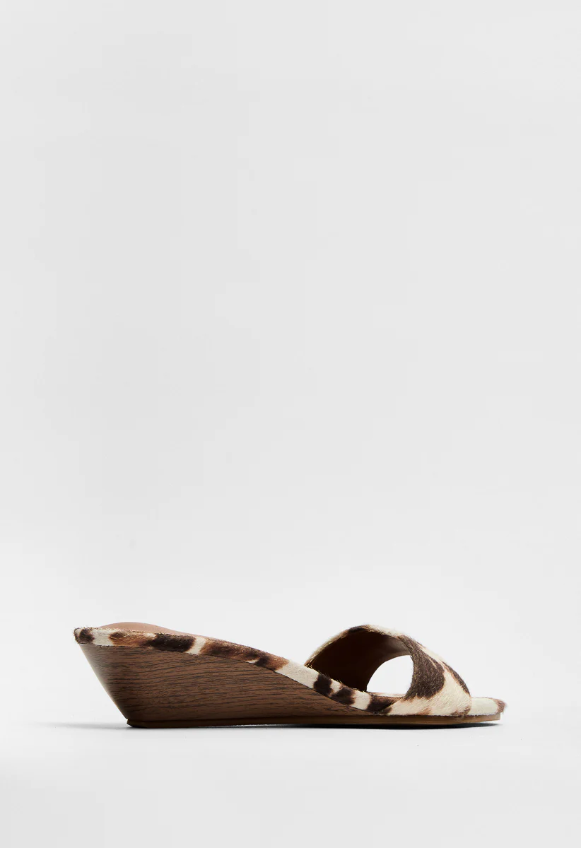 Zoe Wedge Sandal - Image 4