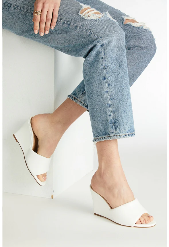 Zola Wedge Sandal - Image 2