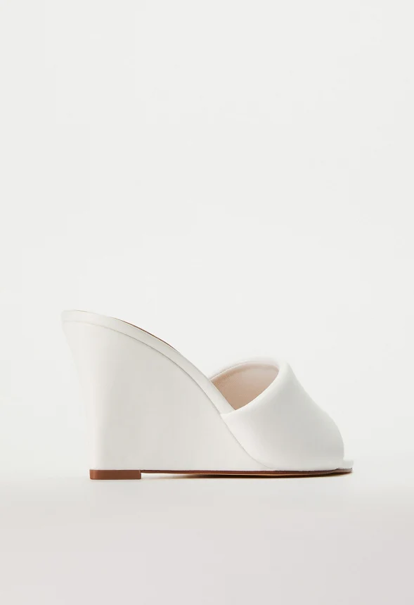 Zola Wedge Sandal - Image 5