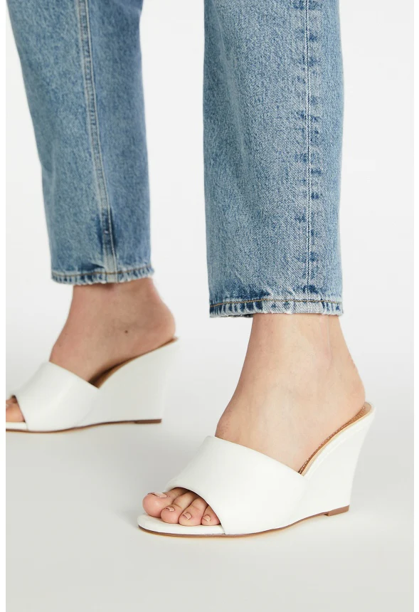 Zola Wedge Sandal - Image 6