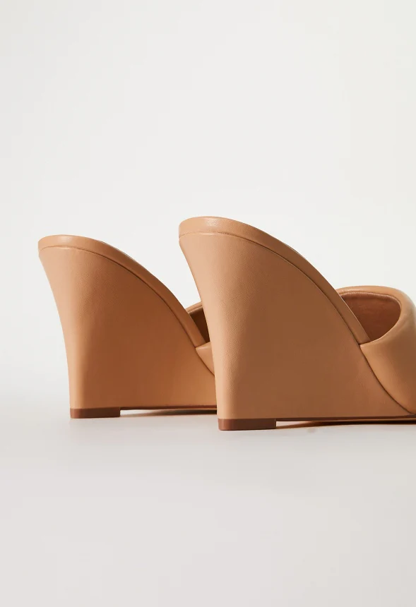 Zola Wedge Sandal - Image 5