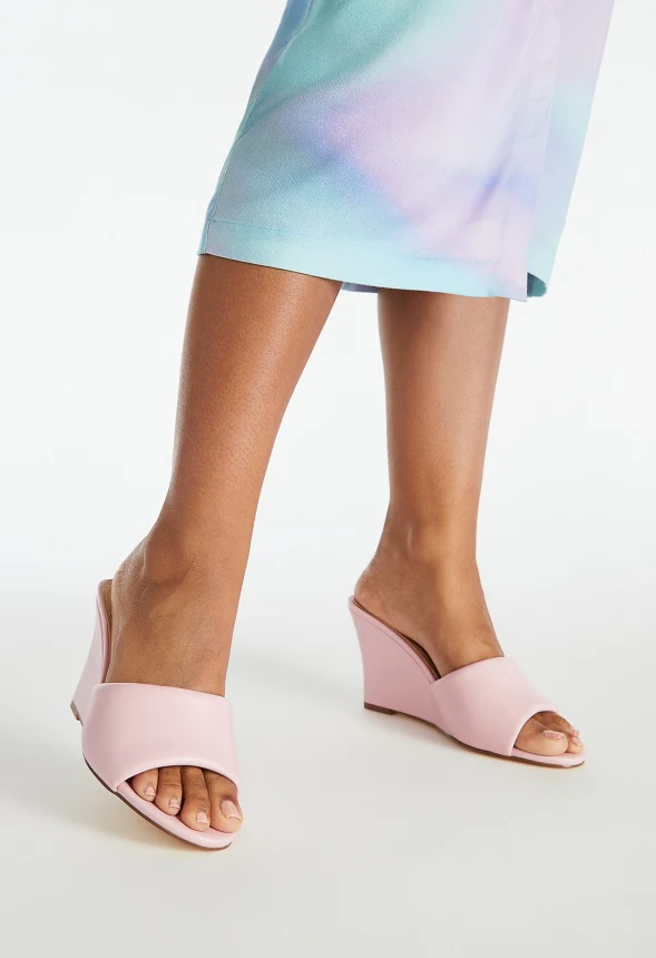 Zola Wedge Sandal - Image 2