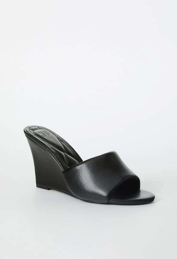 Zola Wedge Sandal - Image 2