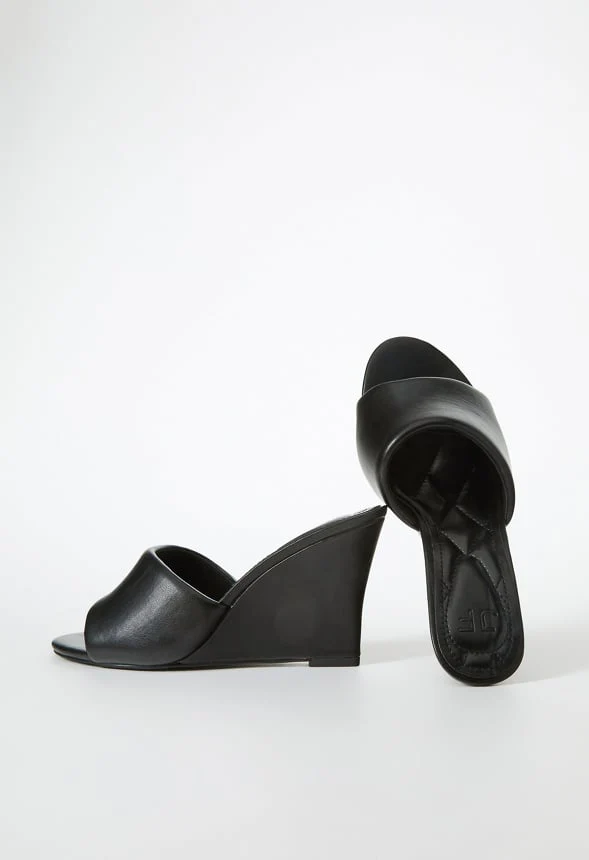 Zola Wedge Sandal - Image 7