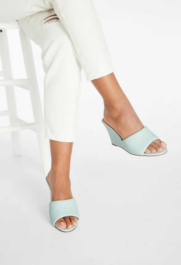Zola Wedge Sandal - Image 8