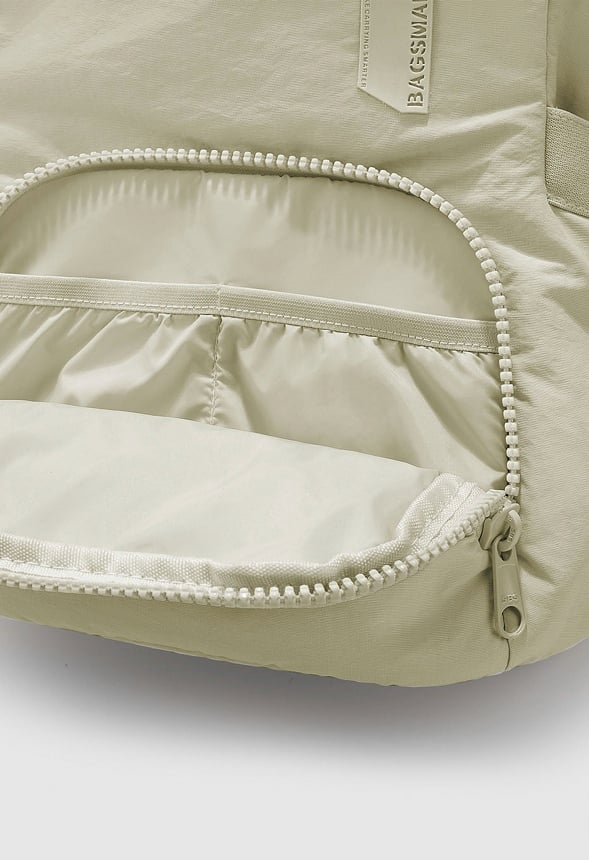 Zoraesque Featherlight Backpack - Image 6